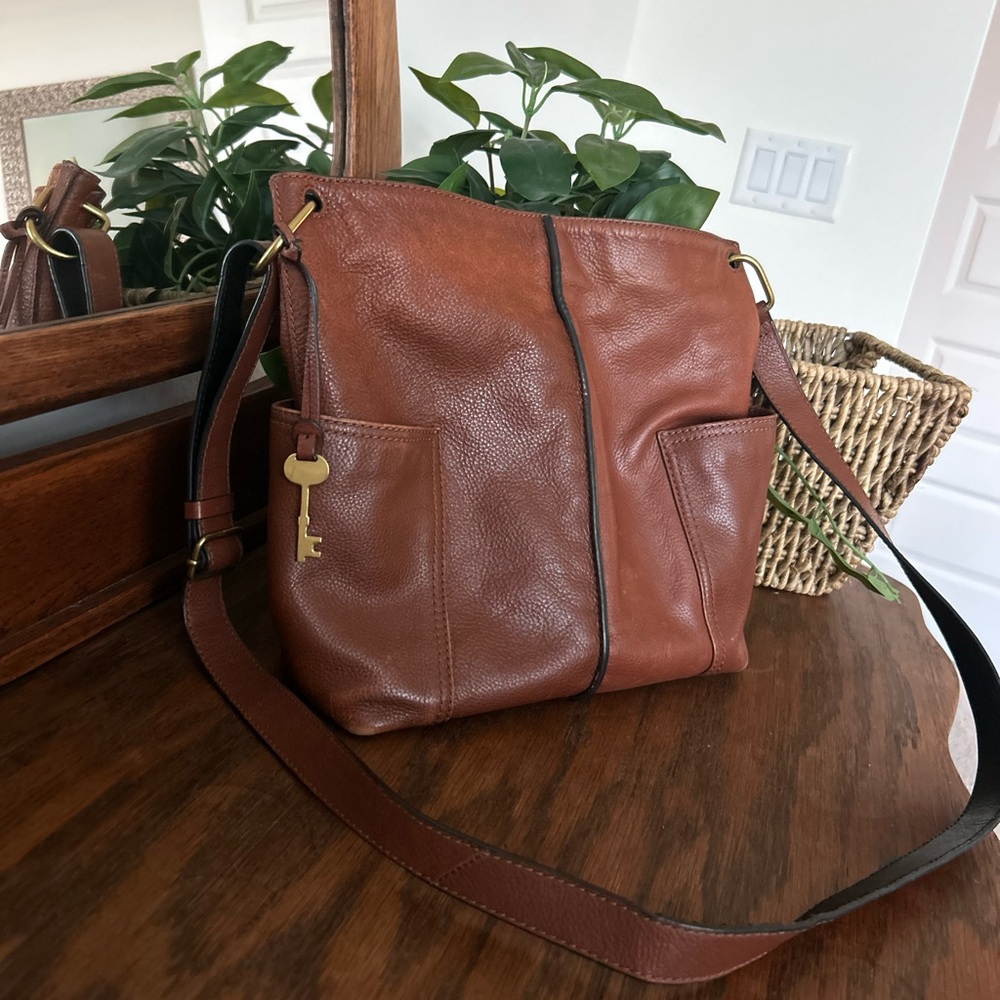 Fossil shoulder bag